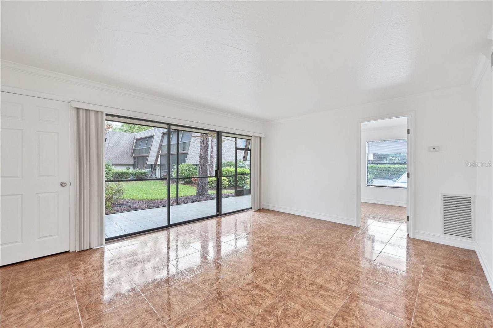 THE MEADOWS / PINEBROOK HOLLOW - Residential Lease