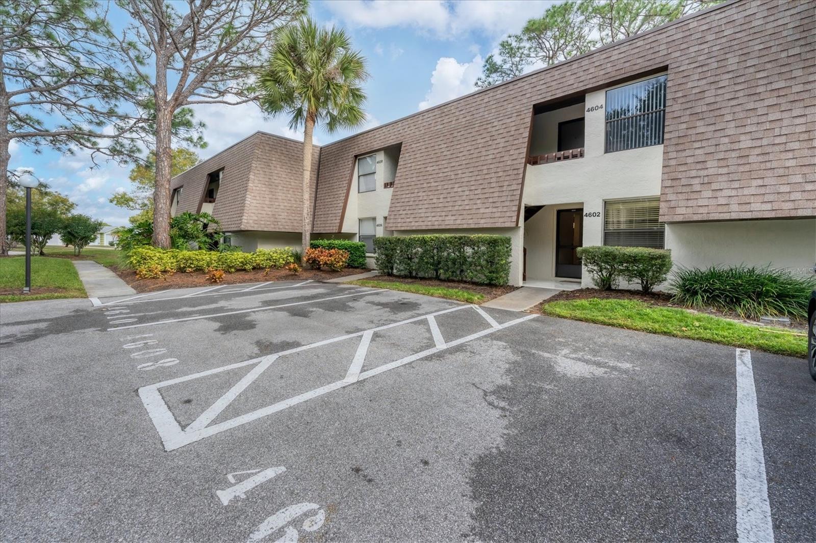 THE MEADOWS / PINEBROOK HOLLOW - Residential Lease