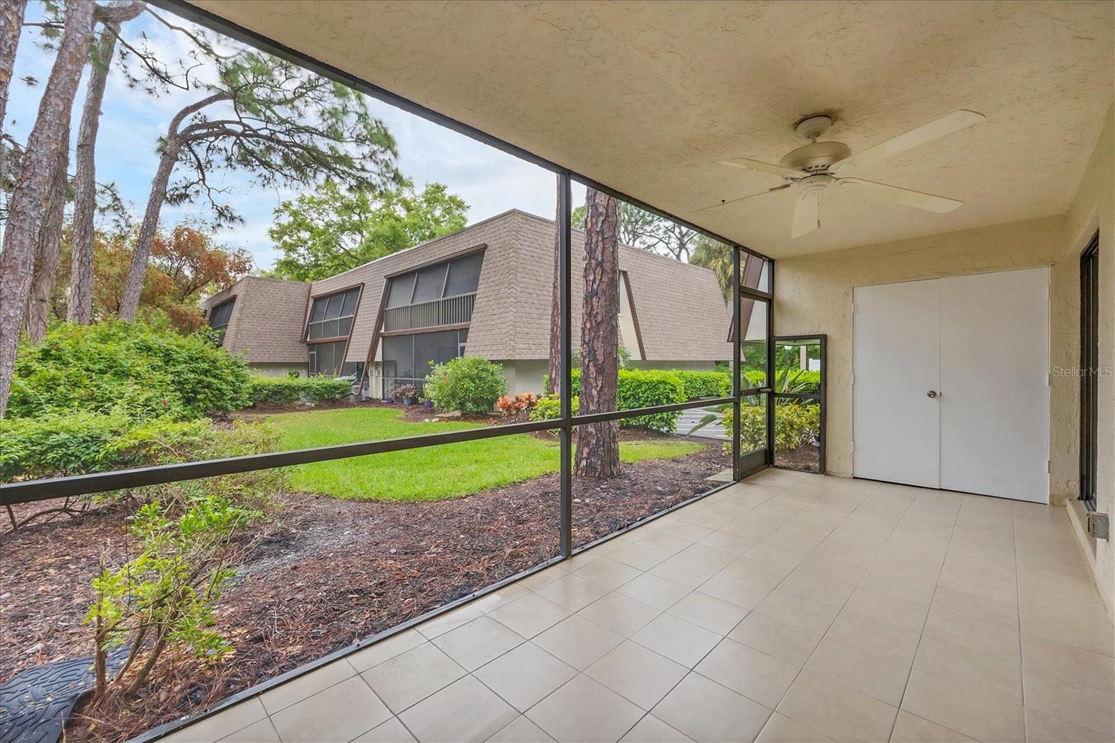 THE MEADOWS / PINEBROOK HOLLOW - Residential Lease