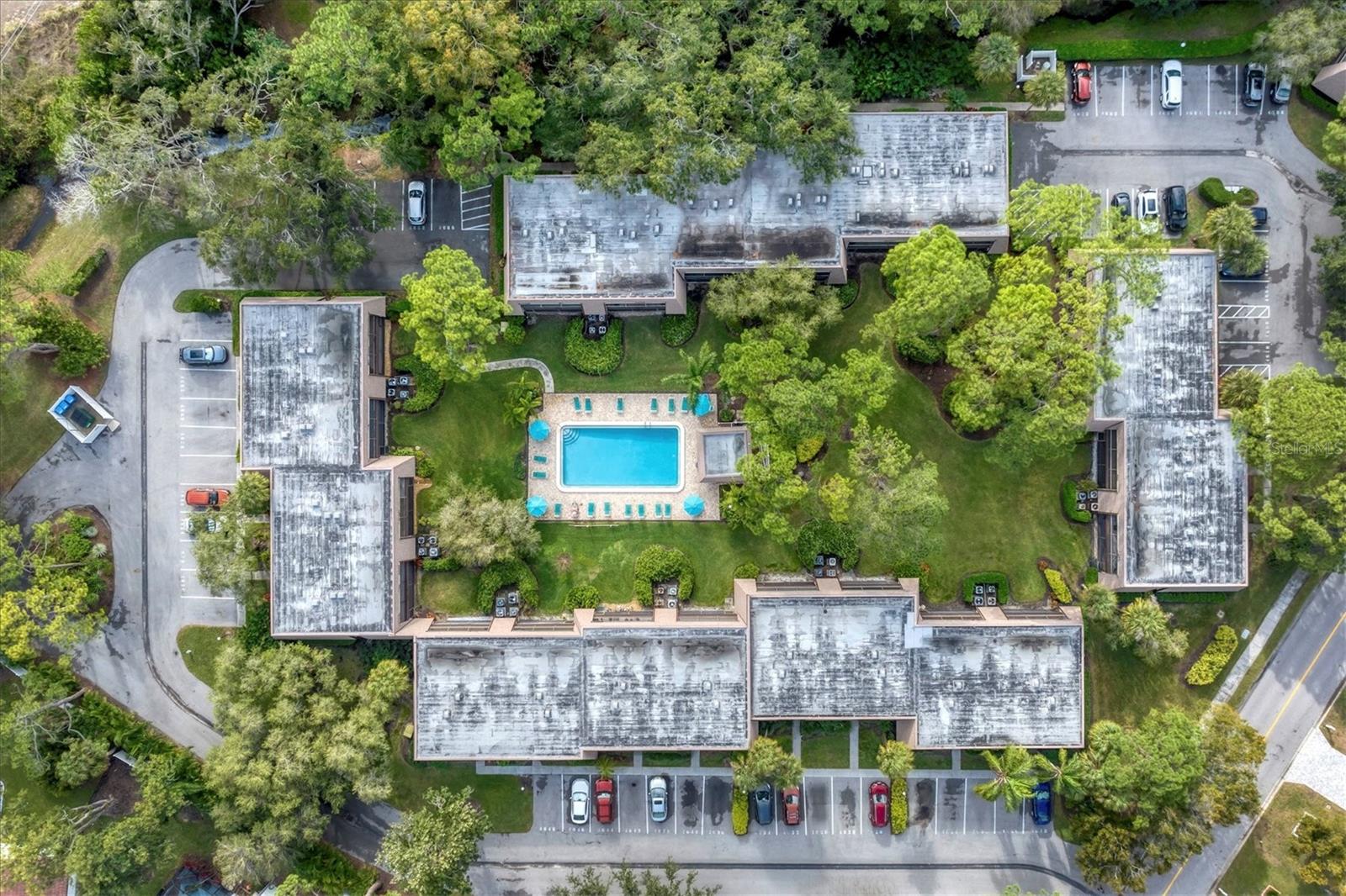 THE MEADOWS / PINEBROOK HOLLOW - Residential Lease