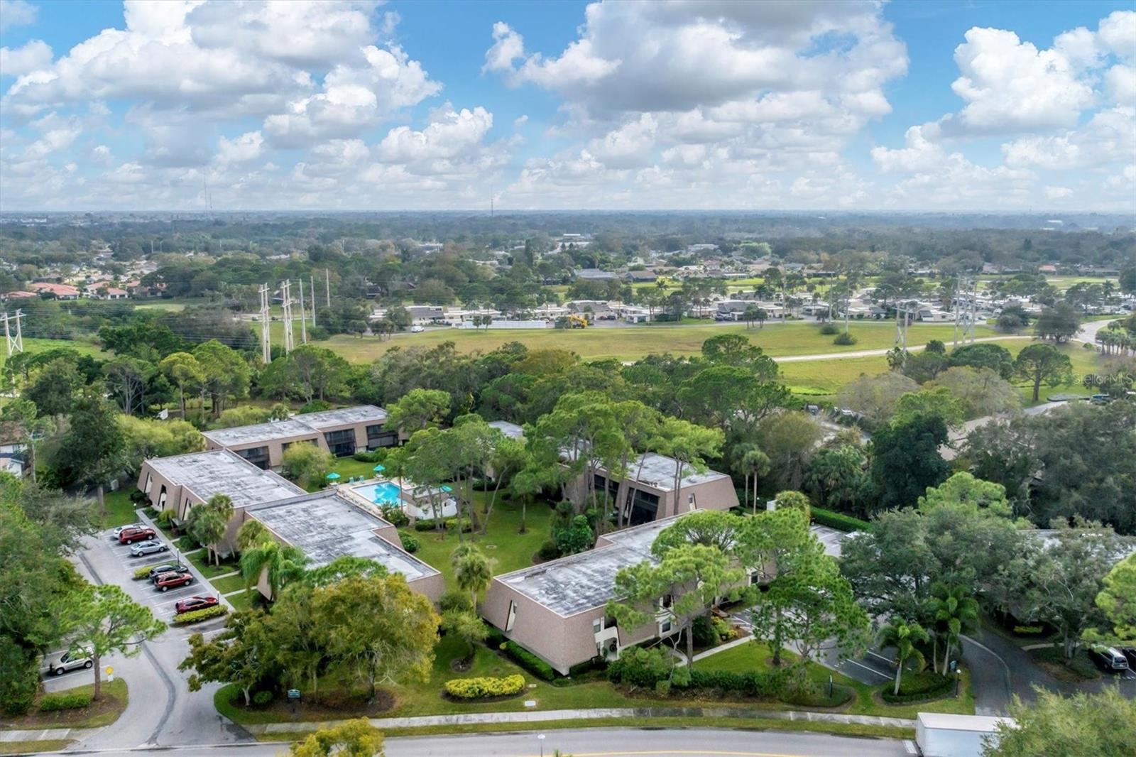 THE MEADOWS / PINEBROOK HOLLOW - Residential Lease