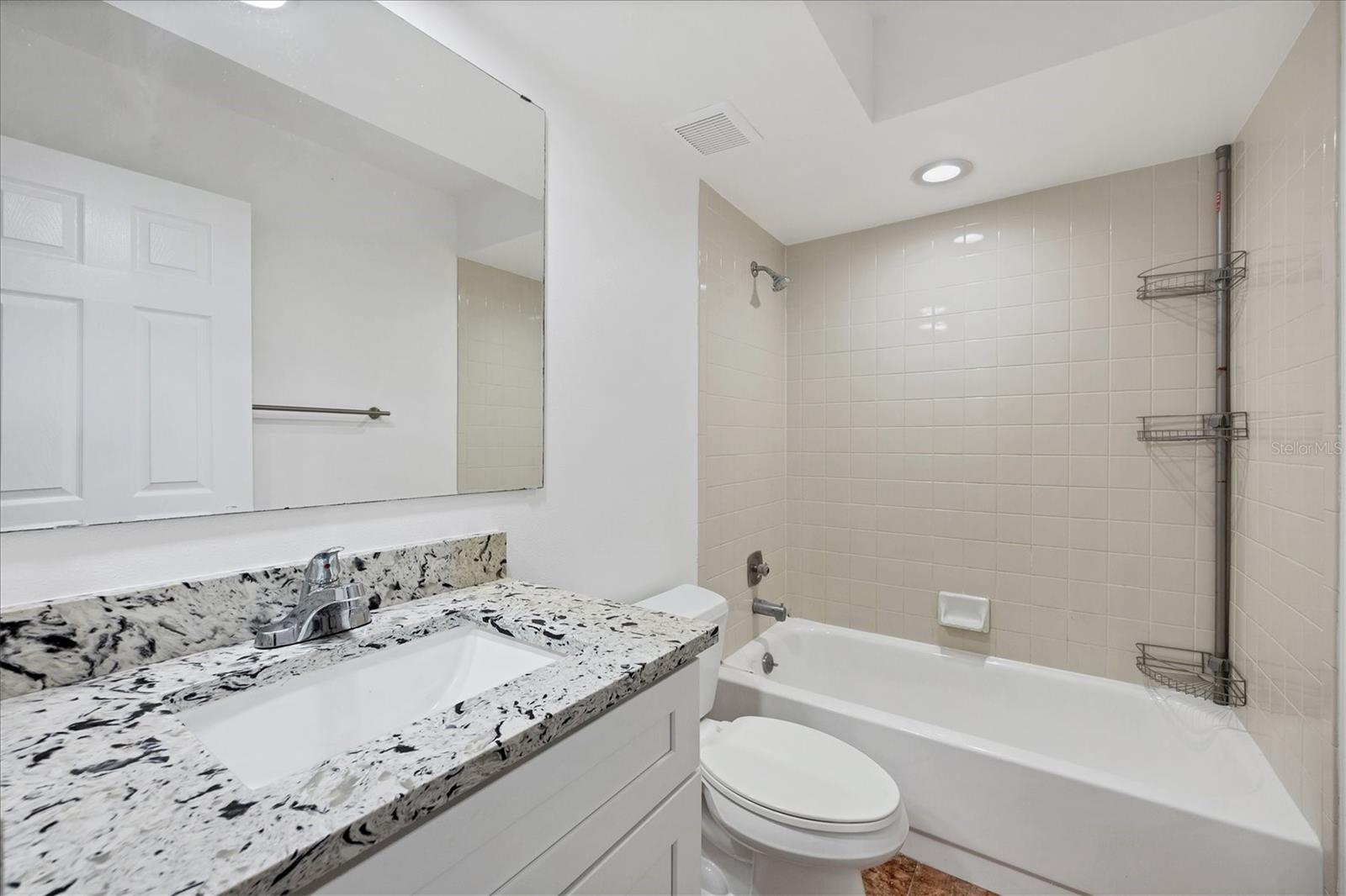 THE MEADOWS / PINEBROOK HOLLOW - Residential Lease