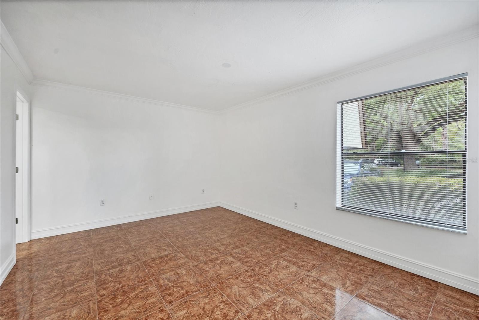 THE MEADOWS / PINEBROOK HOLLOW - Residential Lease