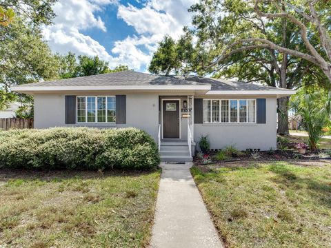 Photo of 4688 8th Avenue N, St Petersburg, FL 33713 (MLS # TB8440918)