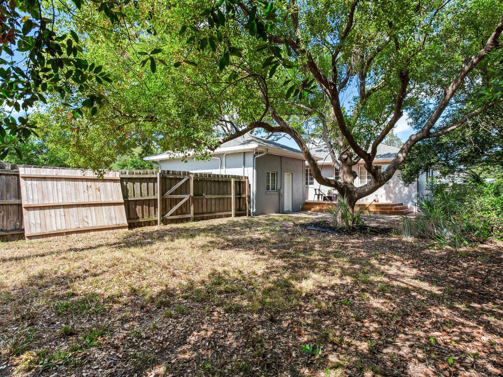 WALDOMAR GROVES - Residential