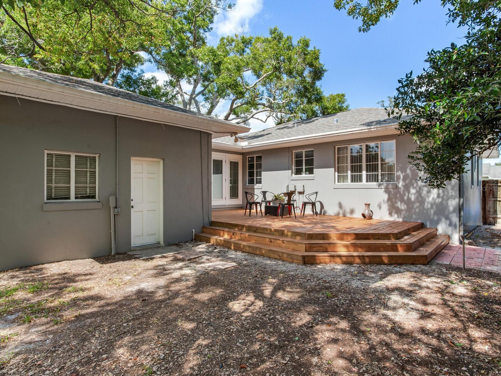 WALDOMAR GROVES - Residential