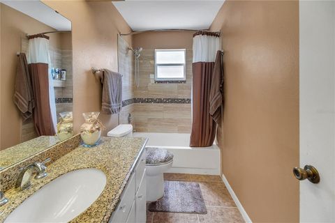 Tiny photo for 2218 Orkney Drive, Leesburg, FL 34788 (MLS # G5110470)