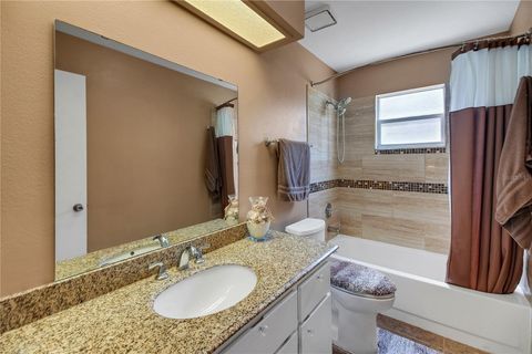 Tiny photo for 2218 Orkney Drive, Leesburg, FL 34788 (MLS # G5110470)