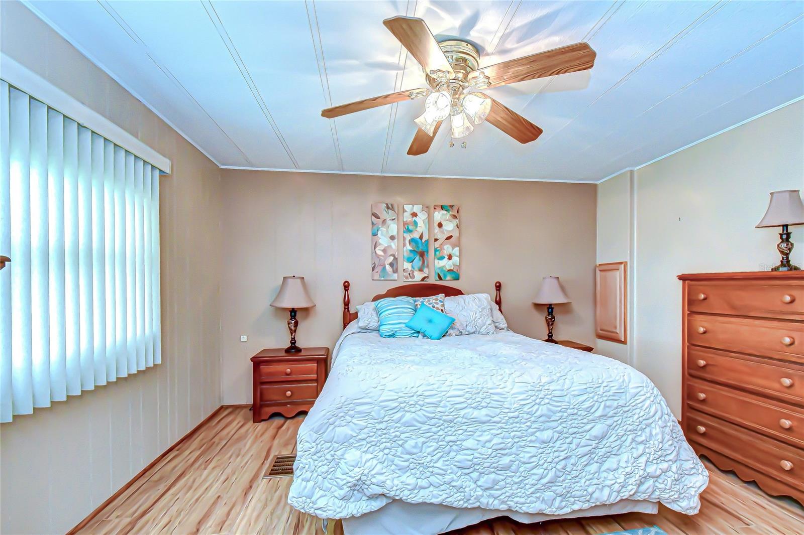 ZEPHYR SHORES UNREC - Residential