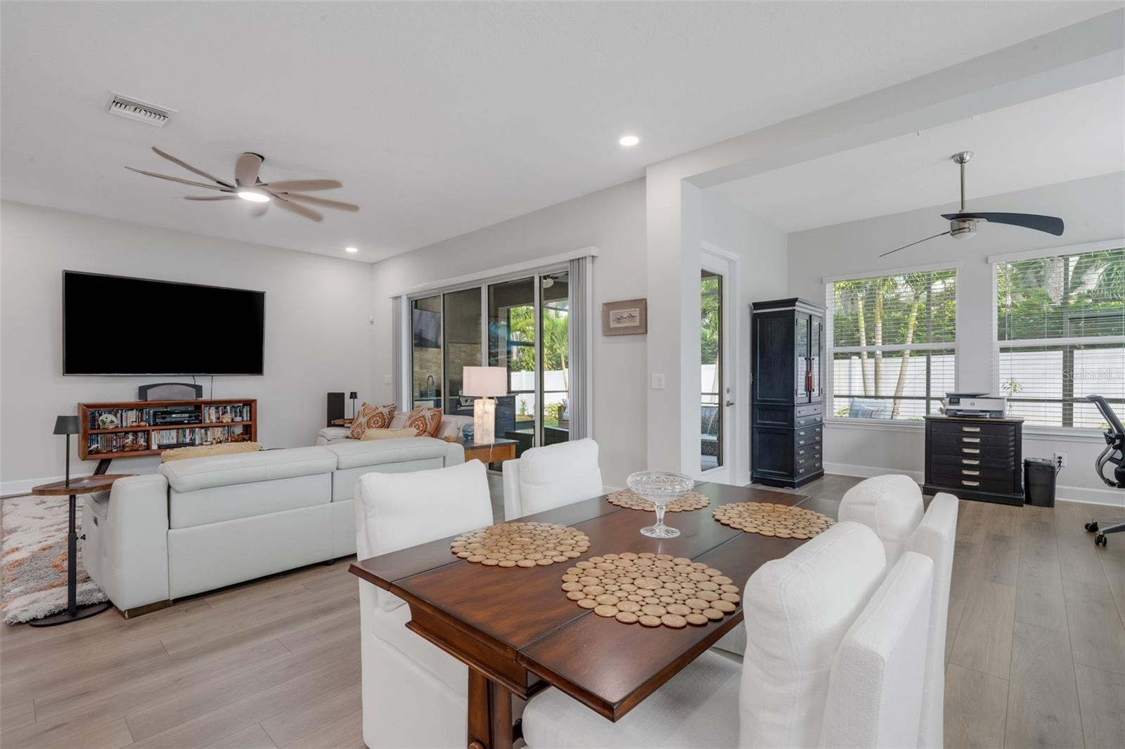 ABERDEEN OAKS SUB - Residential