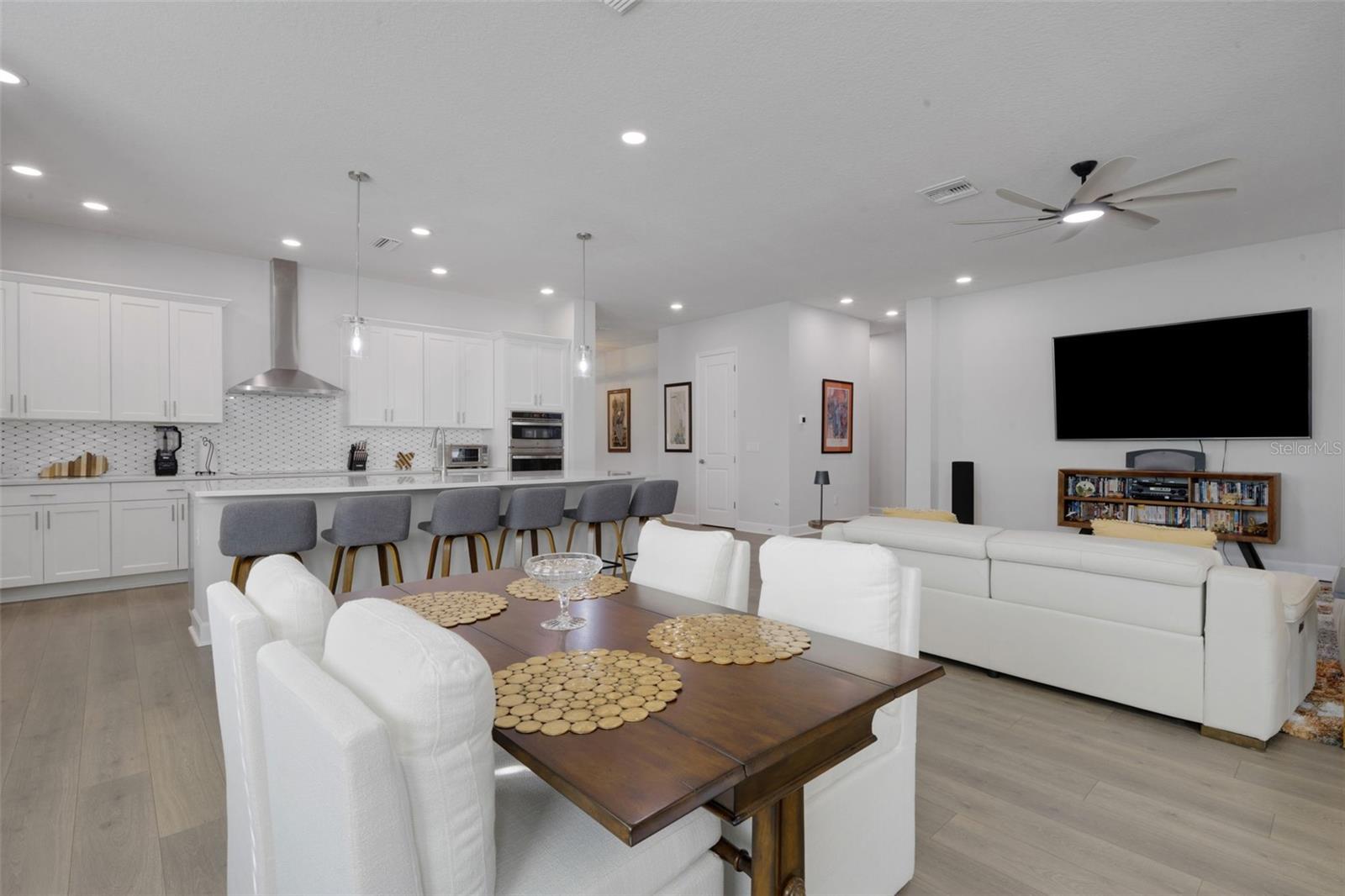 ABERDEEN OAKS SUB - Residential