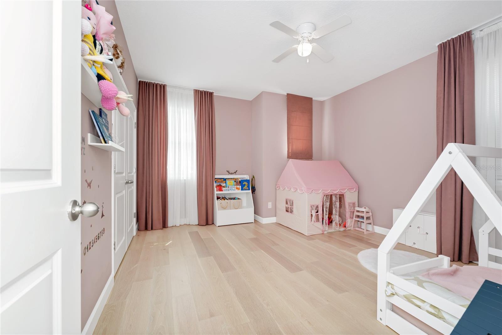 WATERSIDE/JOHNS LAKE PH 2B - Residential