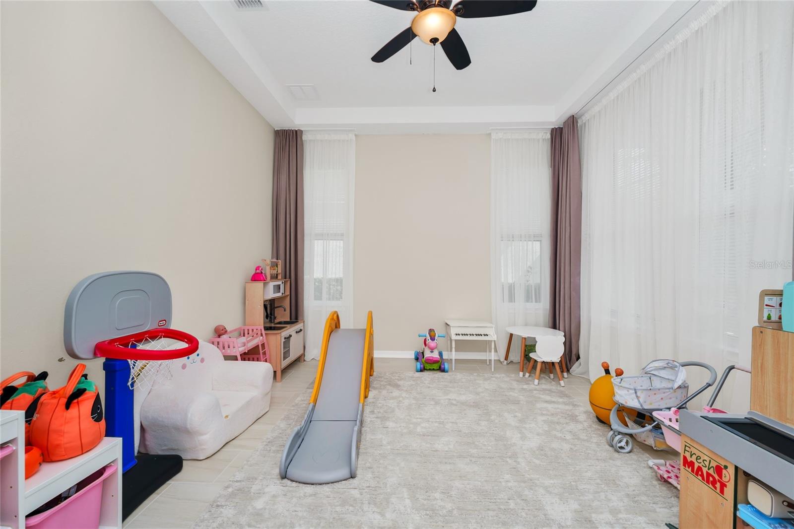 WATERSIDE/JOHNS LAKE PH 2B - Residential