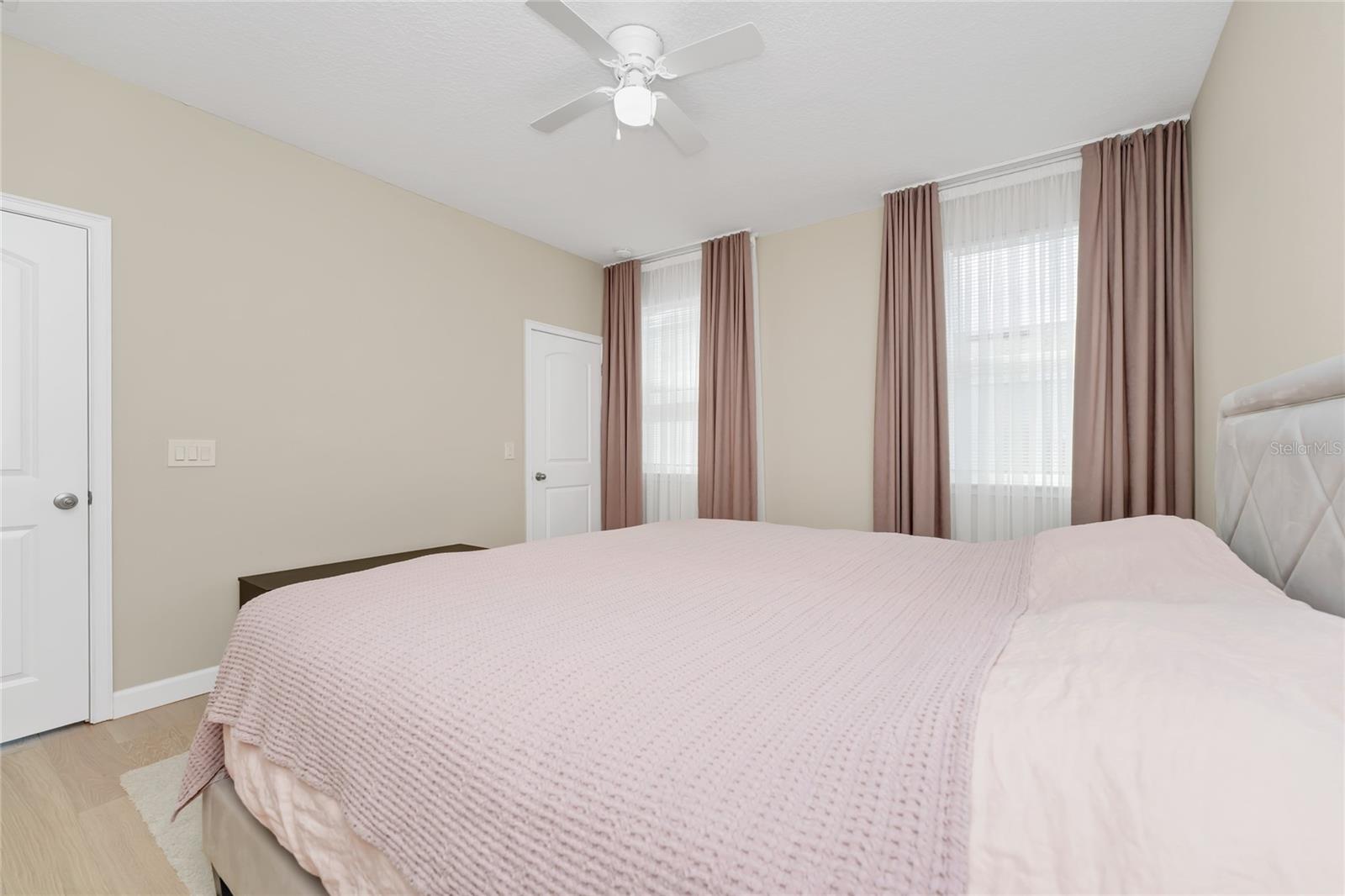 WATERSIDE/JOHNS LAKE PH 2B - Residential