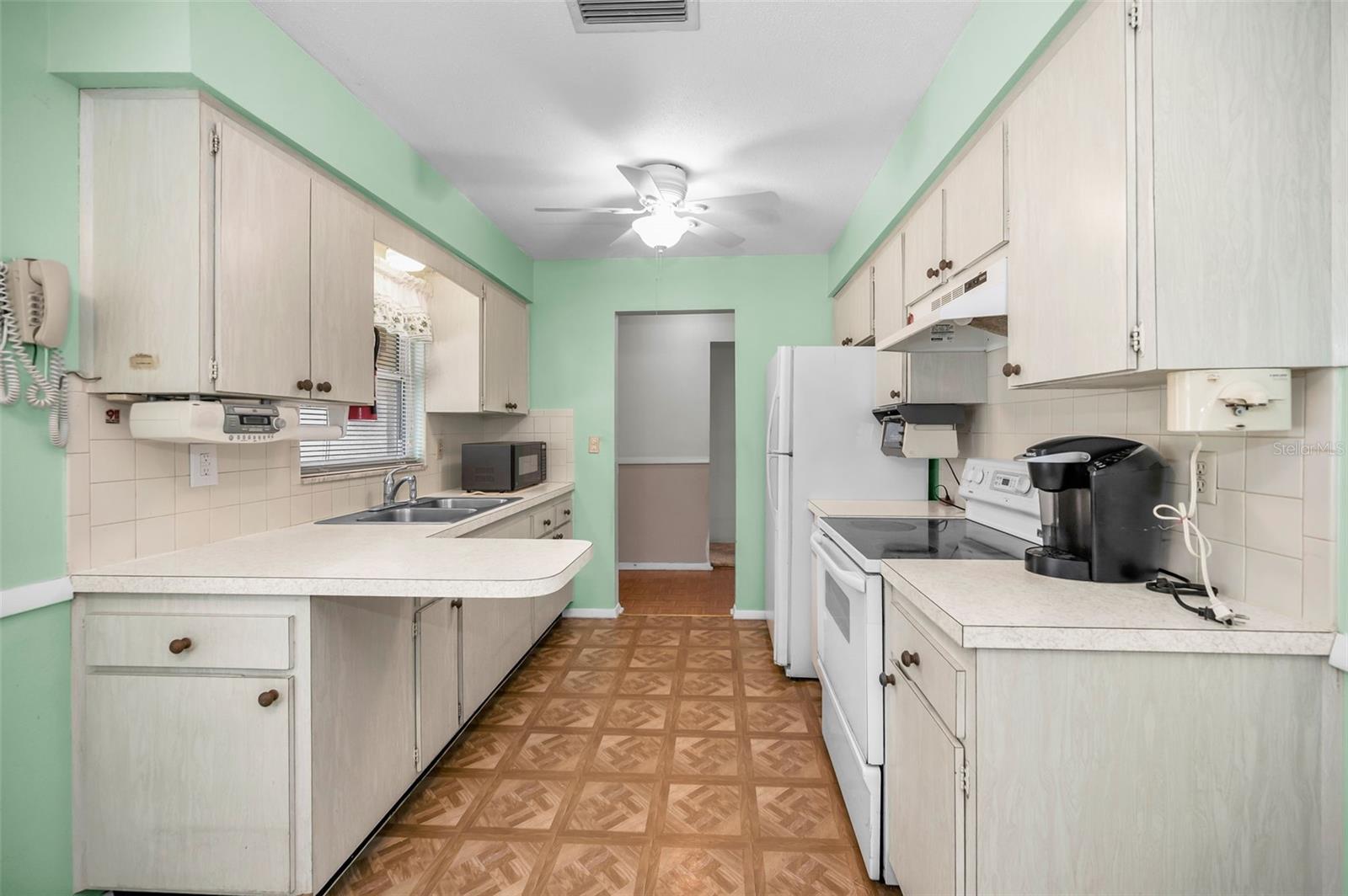 RIDGELAND CREST ESTATES ADD - Residential