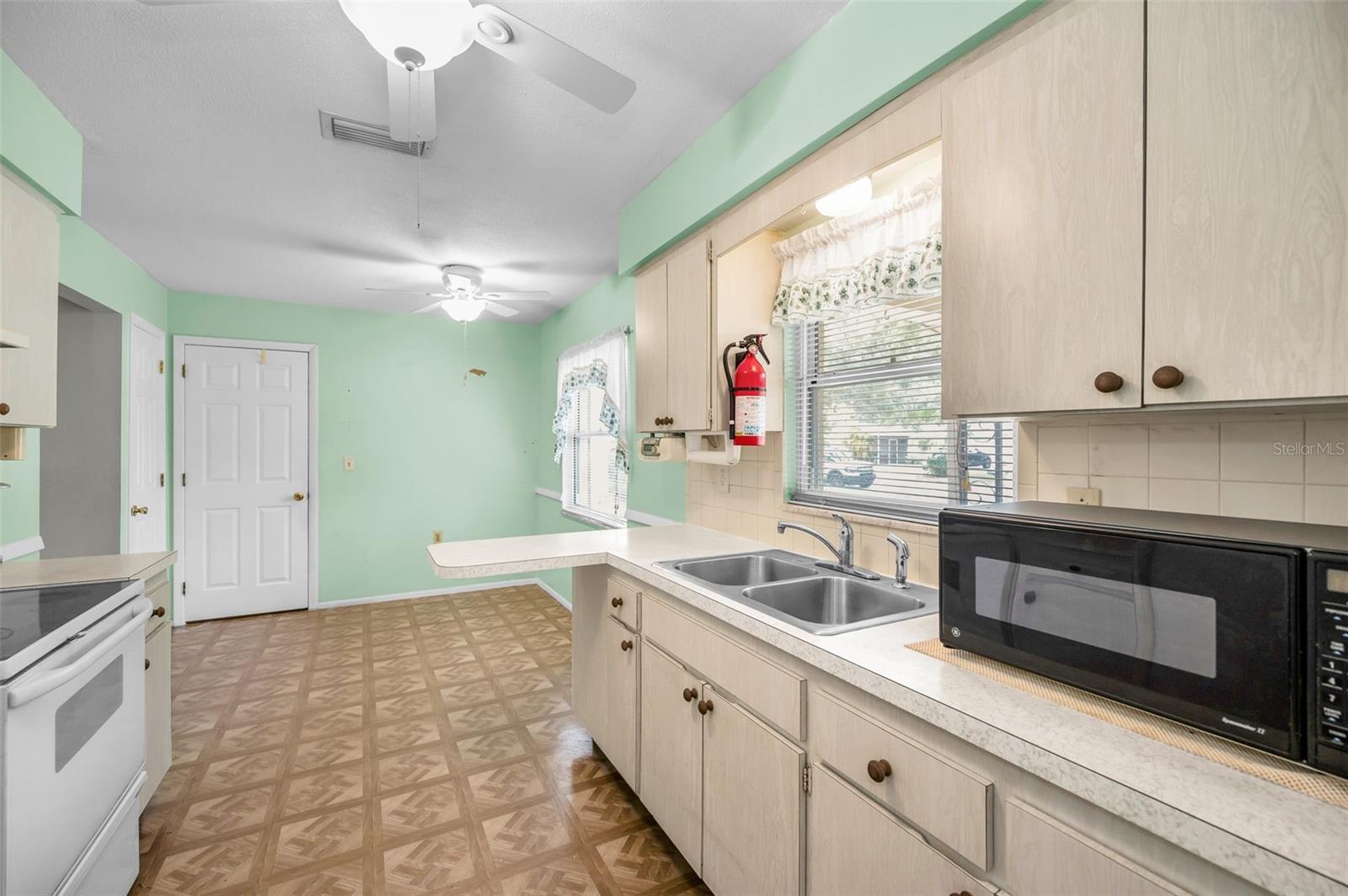 RIDGELAND CREST ESTATES ADD - Residential