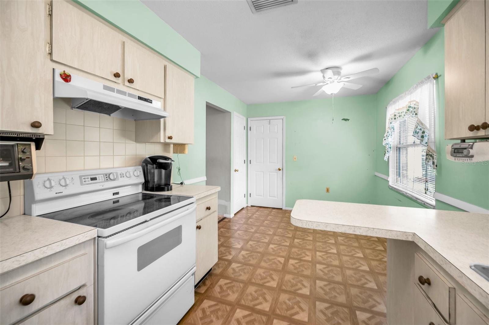 RIDGELAND CREST ESTATES ADD - Residential