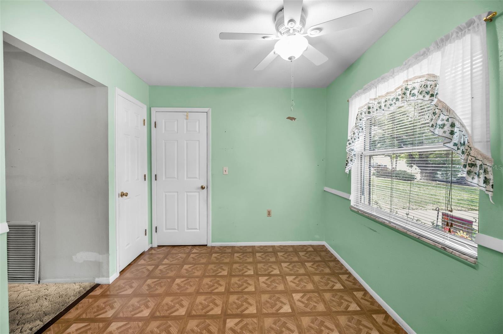 RIDGELAND CREST ESTATES ADD - Residential