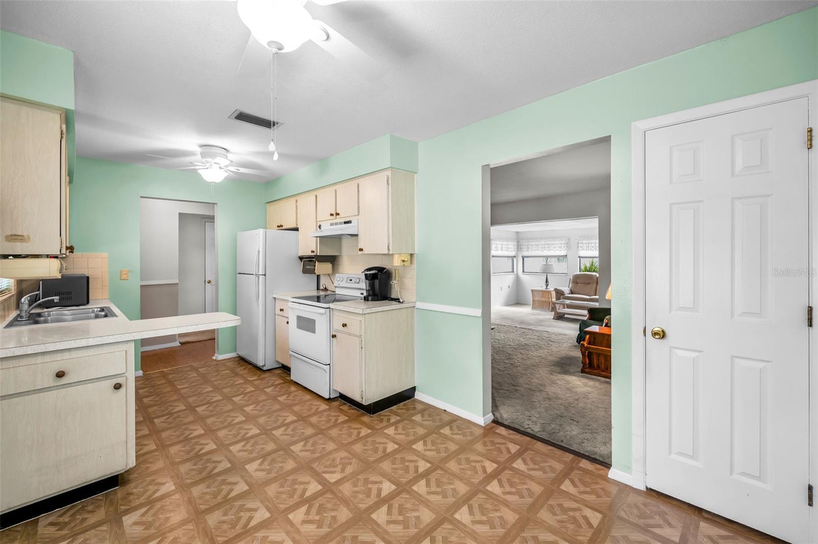 RIDGELAND CREST ESTATES ADD - Residential