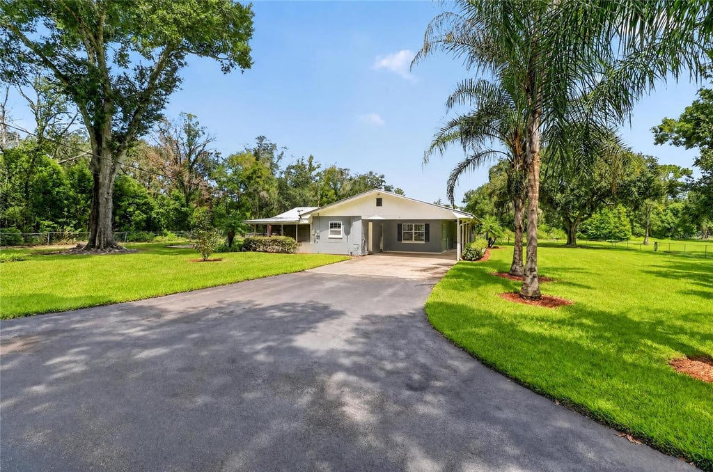 Photo of 7430 Green Road, Lakeland, FL 33810 (MLS # P4939910)