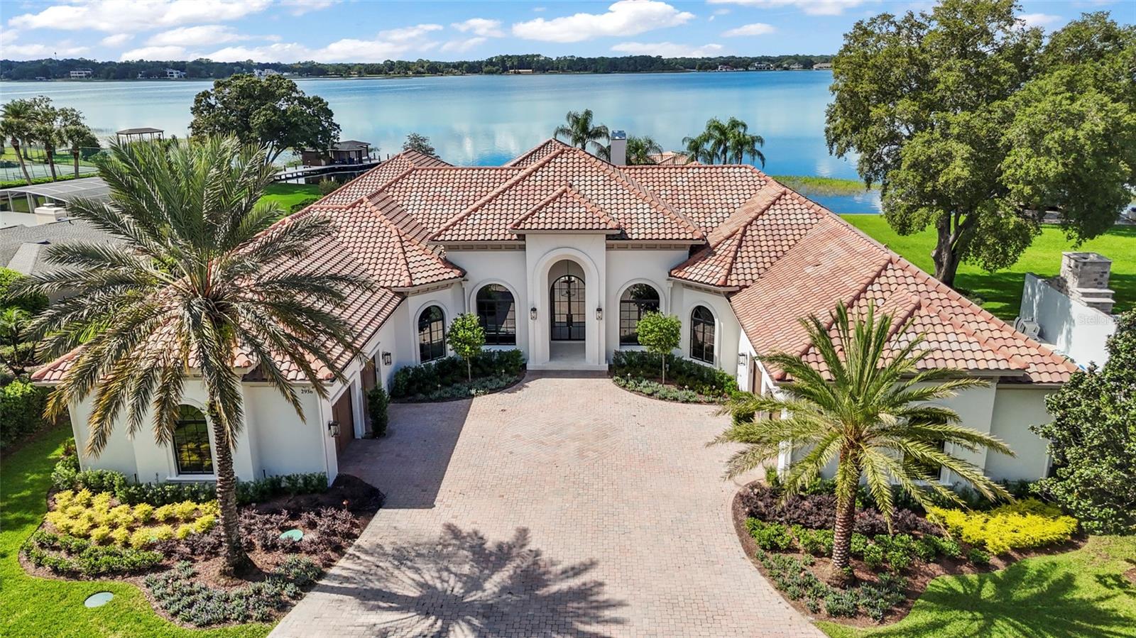 2936 MIDSUMMER DRIVE