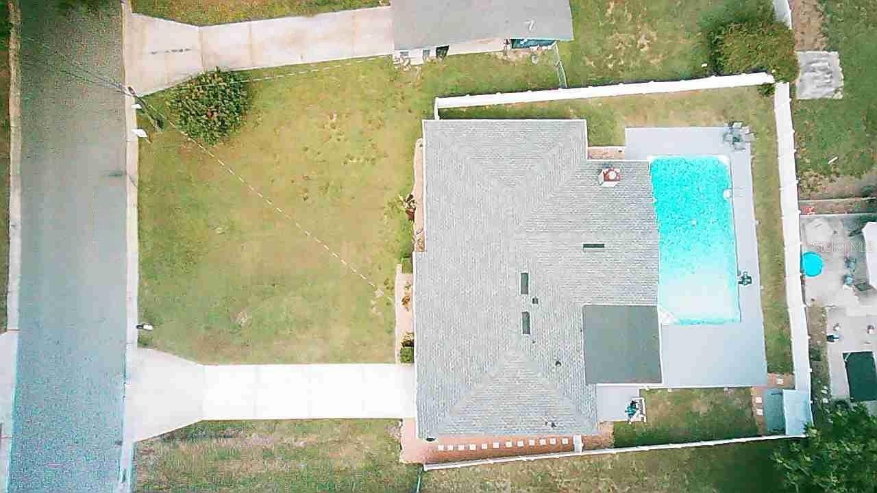 1337 LEE COURT