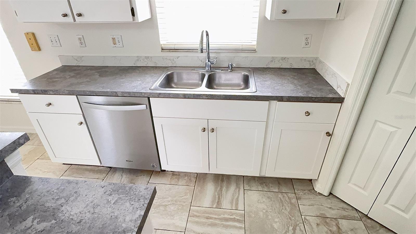 FAWN LAKE PH I - Residential Lease