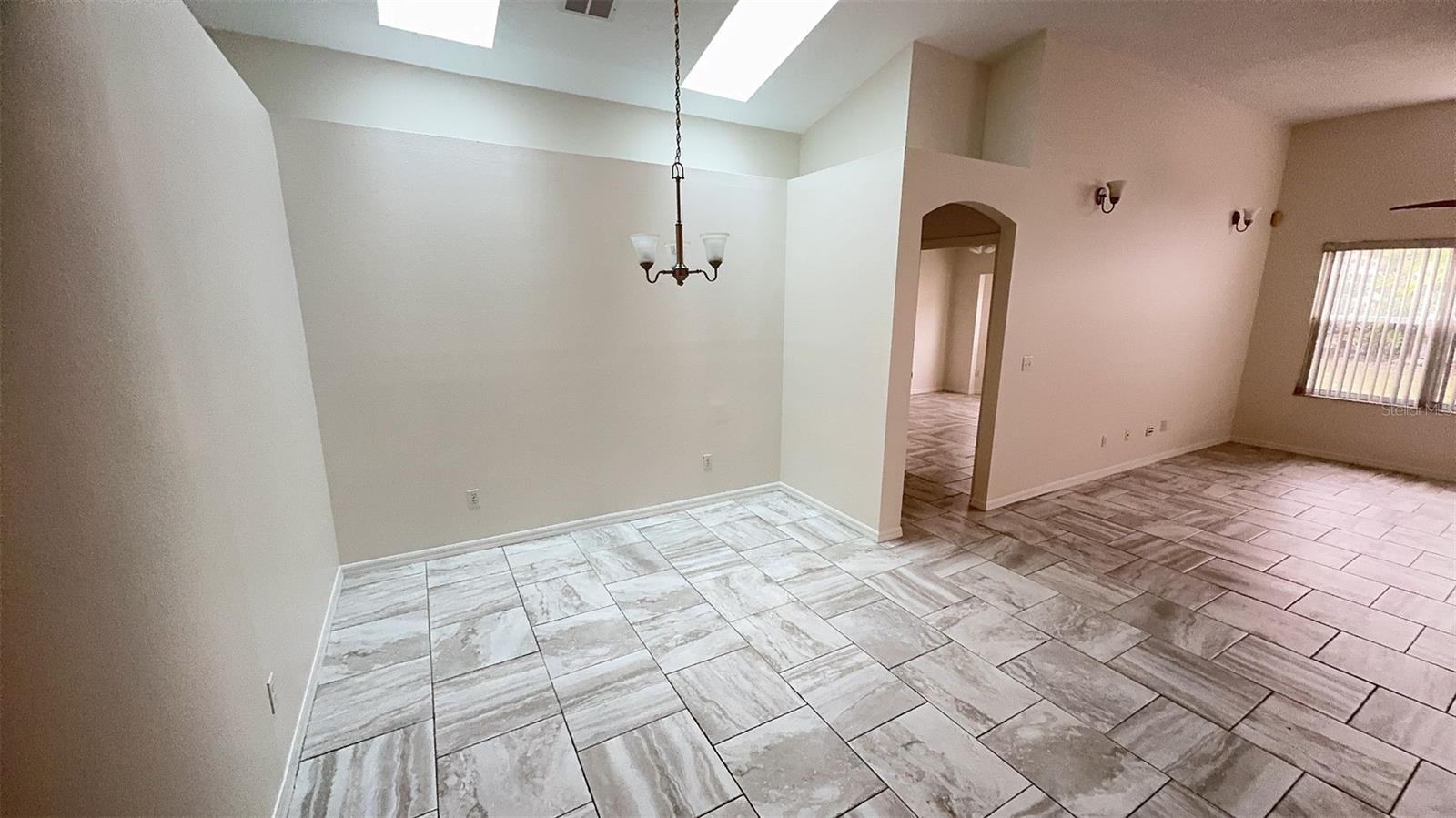 FAWN LAKE PH I - Residential Lease