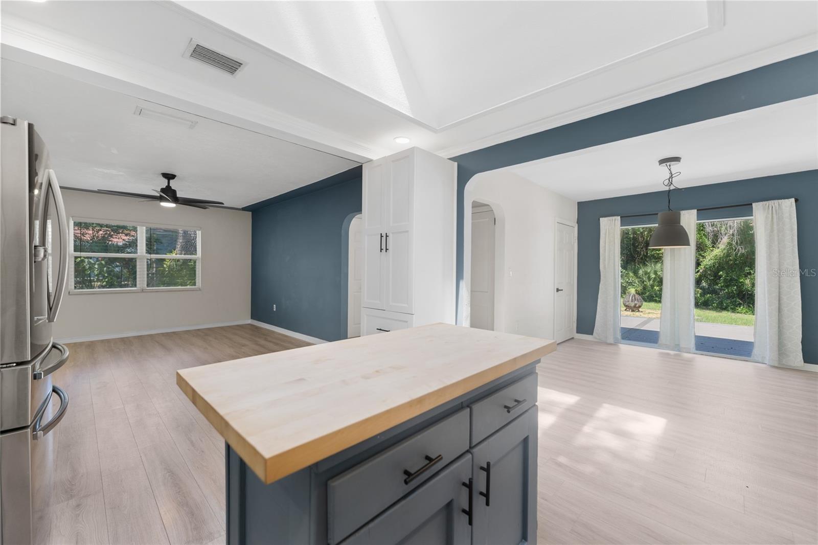 BAY WOODS SUB 1 TALLEYS - Residential Lease