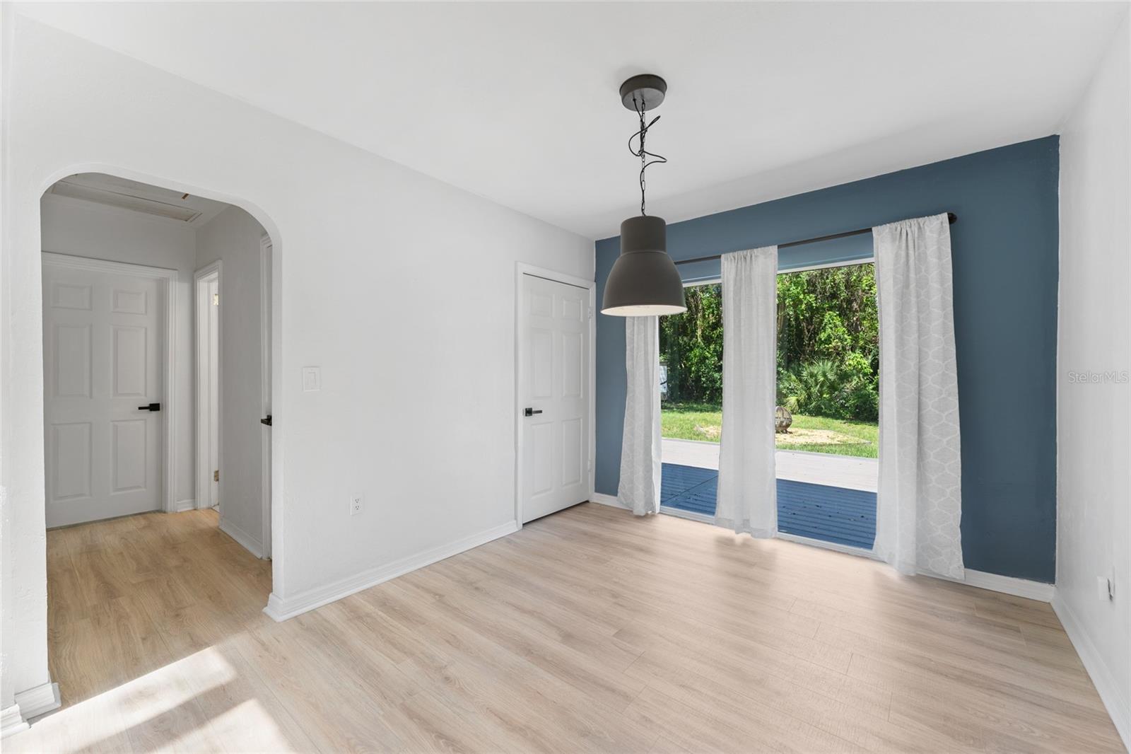 BAY WOODS SUB 1 TALLEYS - Residential Lease