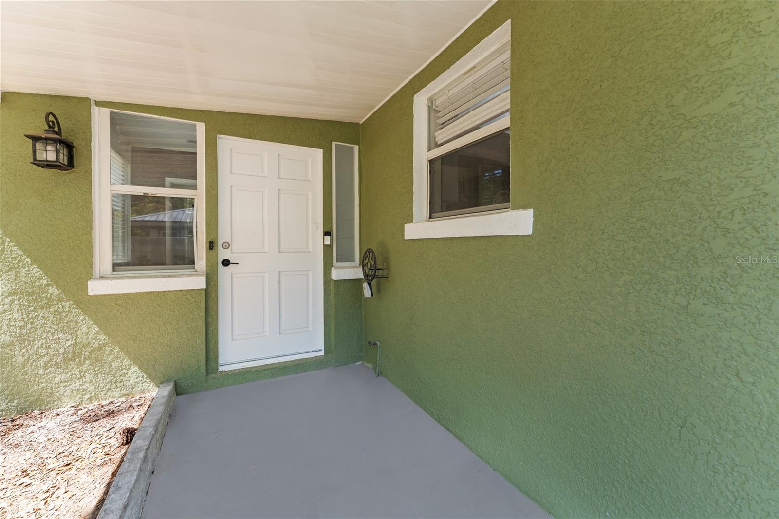 BAY WOODS SUB 1 TALLEYS - Residential Lease