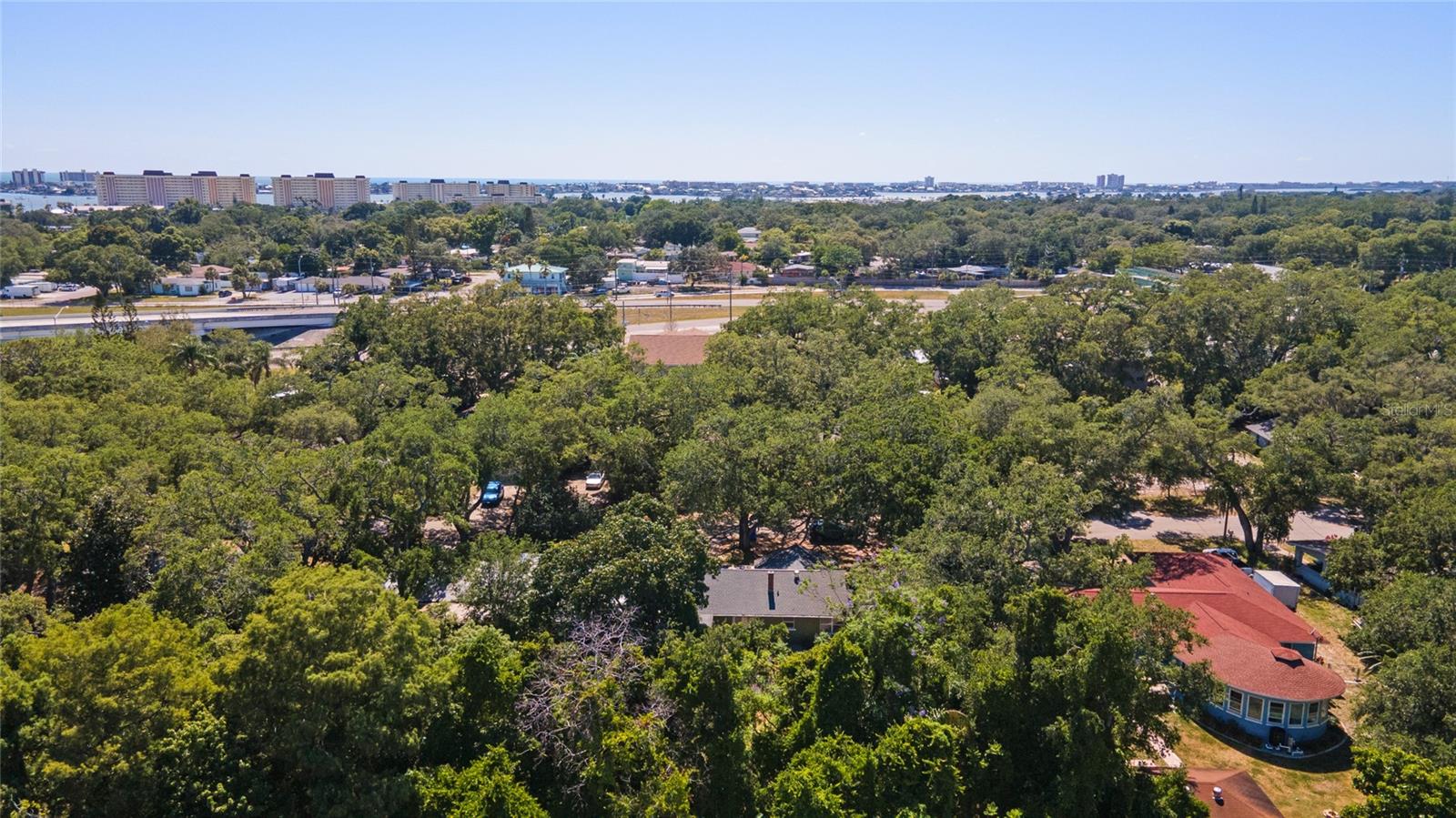 BAY WOODS SUB 1 TALLEYS - Residential Lease