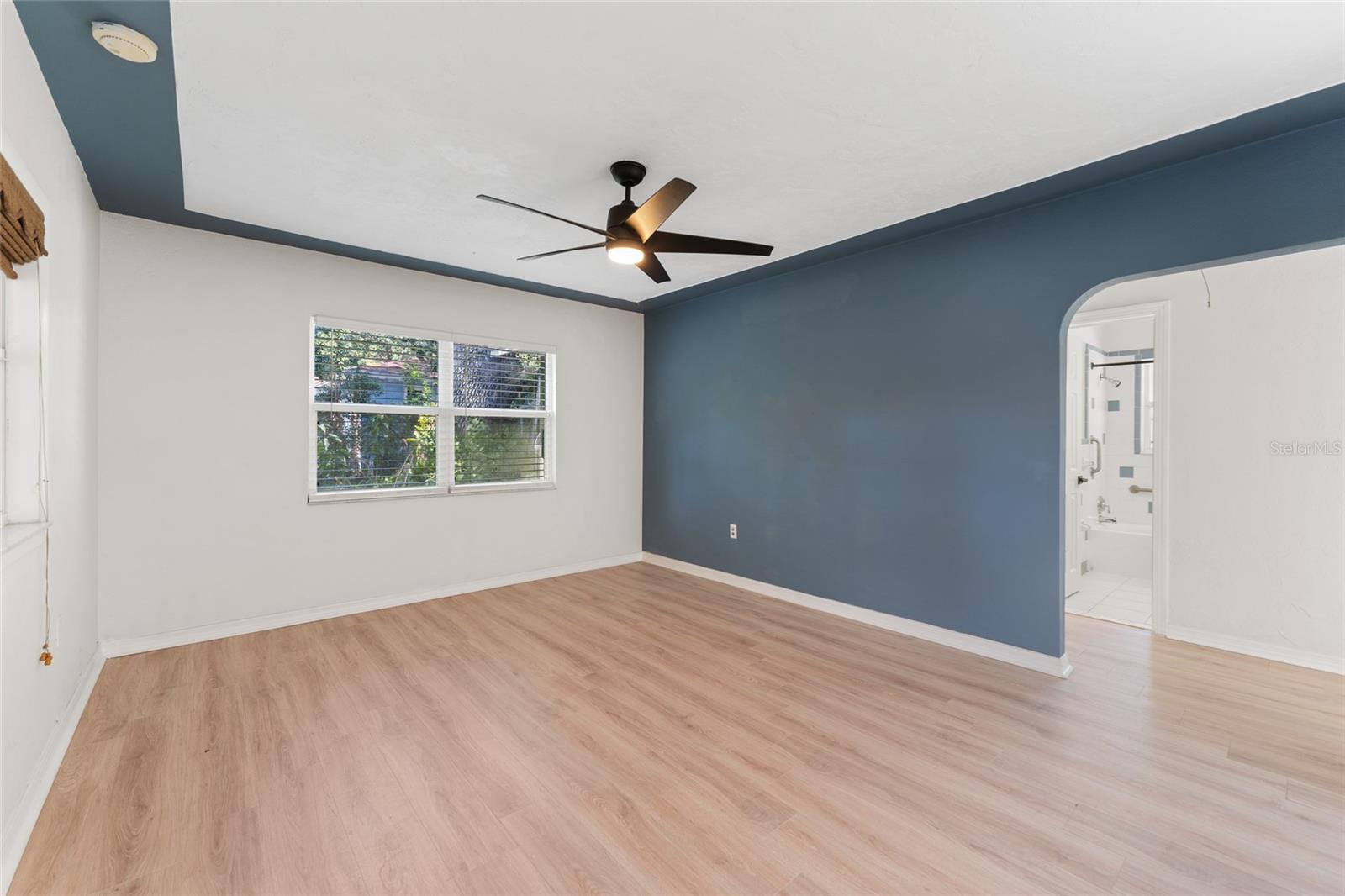 BAY WOODS SUB 1 TALLEYS - Residential Lease