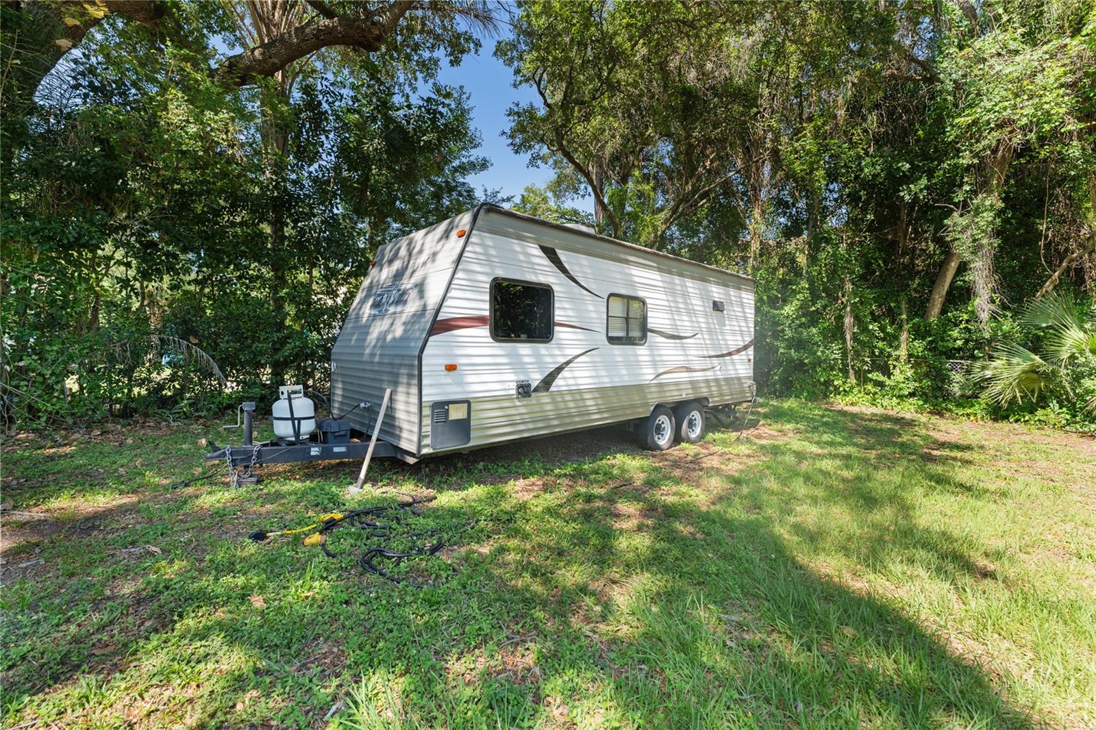 BAY WOODS SUB 1 TALLEYS - Residential Lease