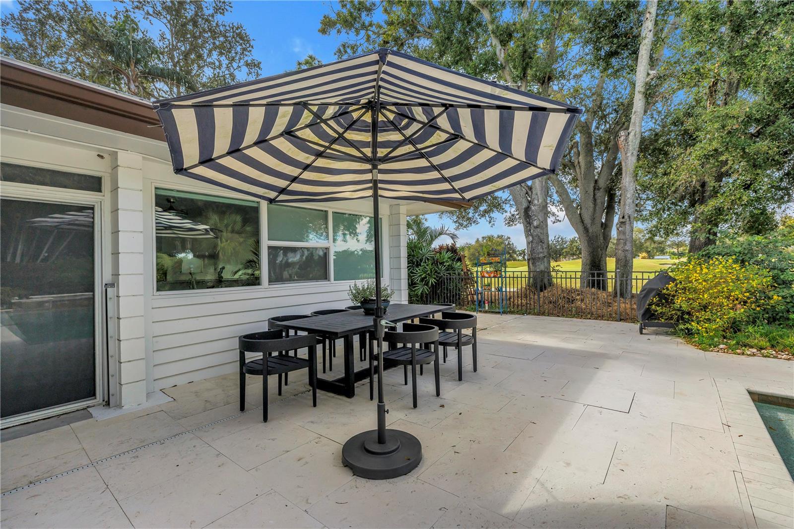 NORTH EAST PARK PLACIDO SHORES - Residential