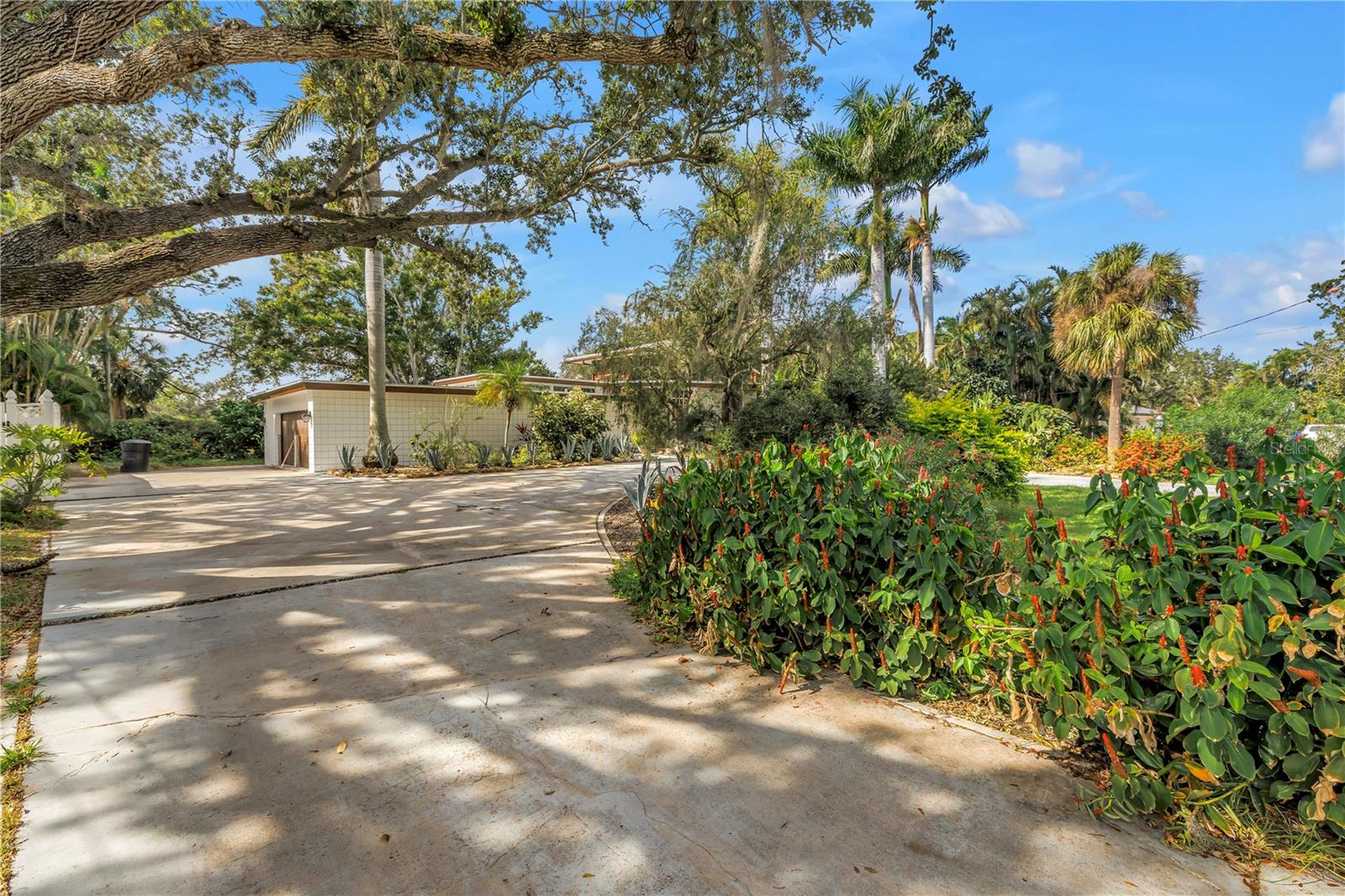 NORTH EAST PARK PLACIDO SHORES - Residential