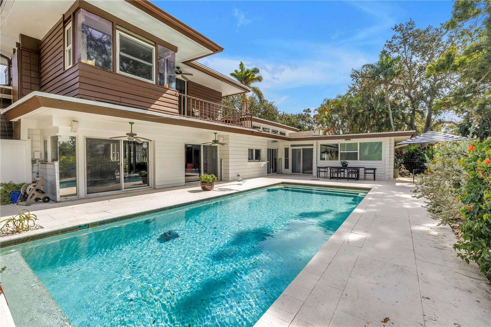 NORTH EAST PARK PLACIDO SHORES - Residential