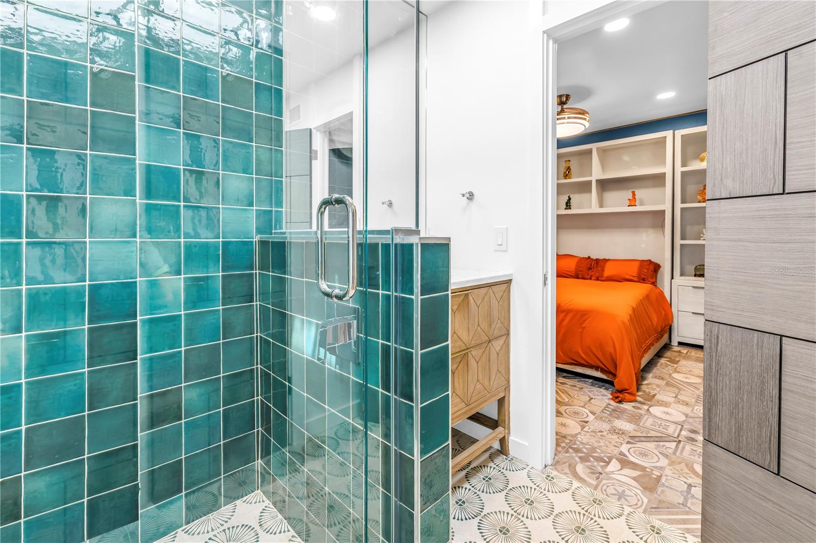 NORTH EAST PARK PLACIDO SHORES - Residential