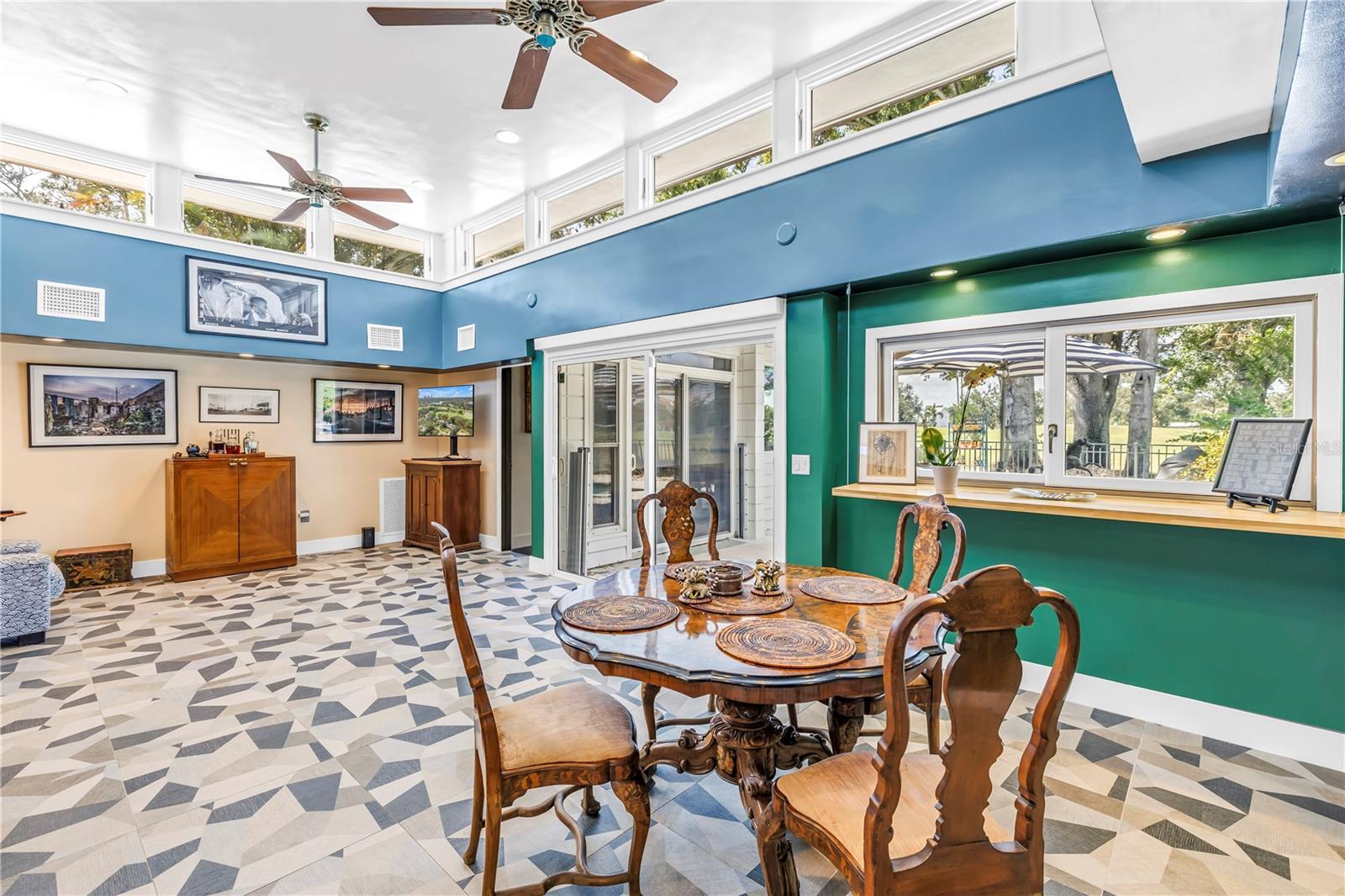 NORTH EAST PARK PLACIDO SHORES - Residential