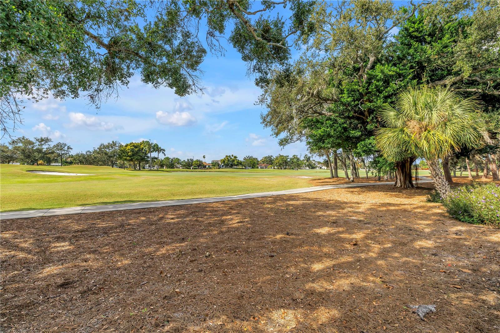 NORTH EAST PARK PLACIDO SHORES - Residential