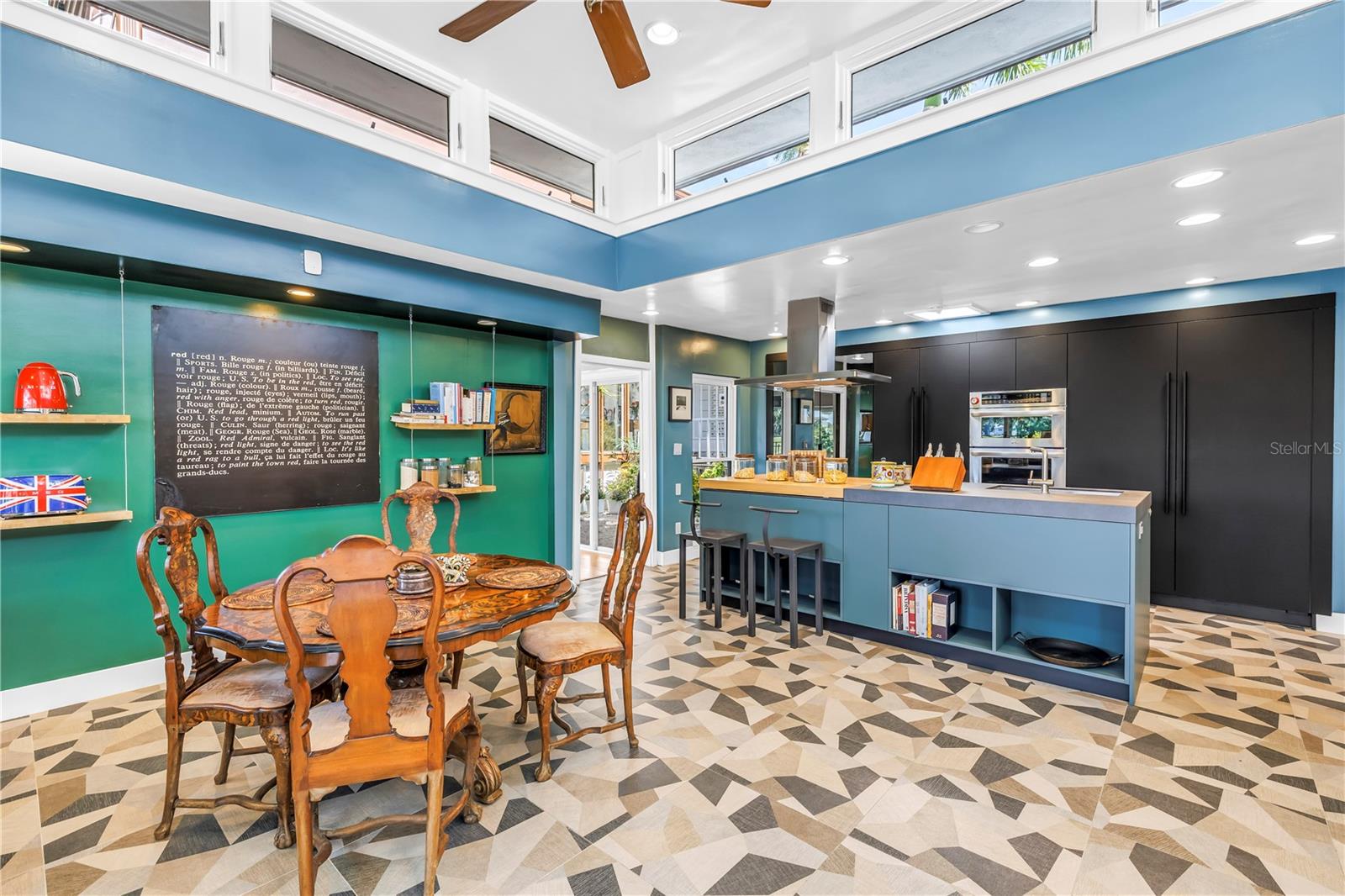 NORTH EAST PARK PLACIDO SHORES - Residential