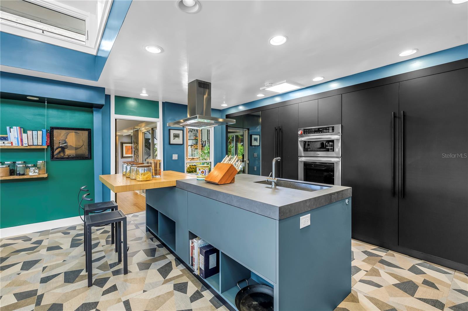 NORTH EAST PARK PLACIDO SHORES - Residential