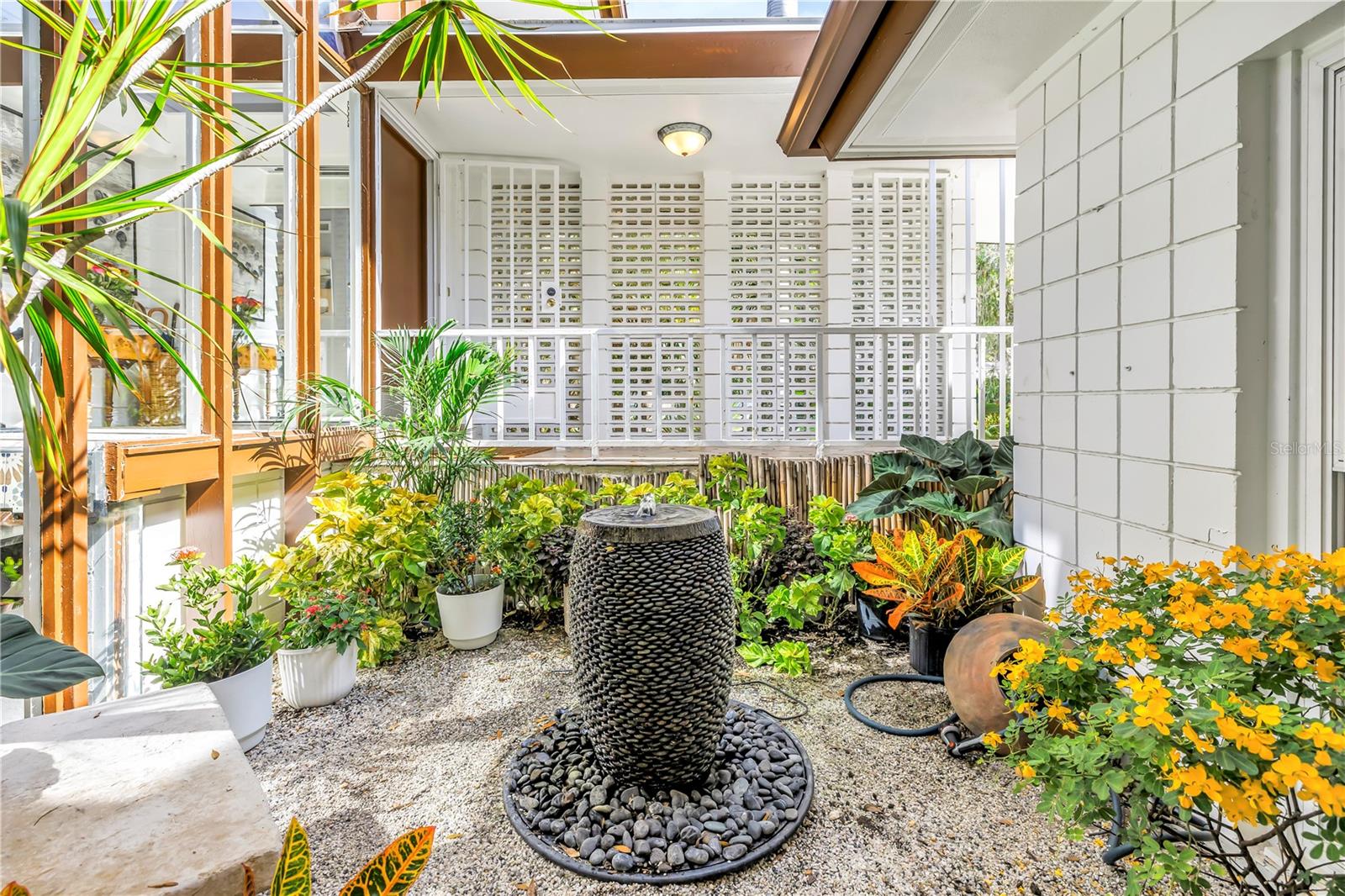 NORTH EAST PARK PLACIDO SHORES - Residential