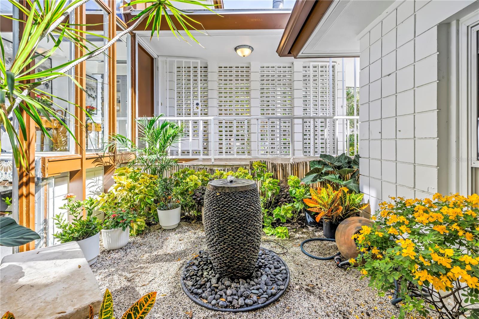 NORTH EAST PARK PLACIDO SHORES - Residential