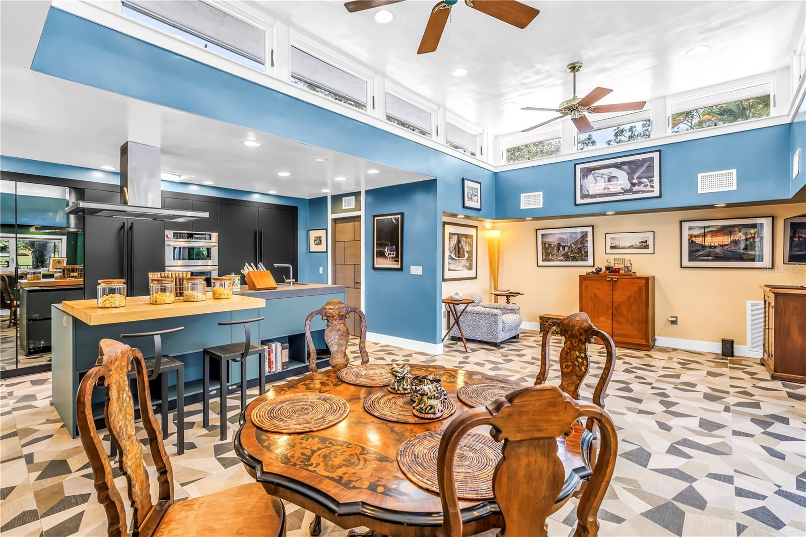 NORTH EAST PARK PLACIDO SHORES - Residential