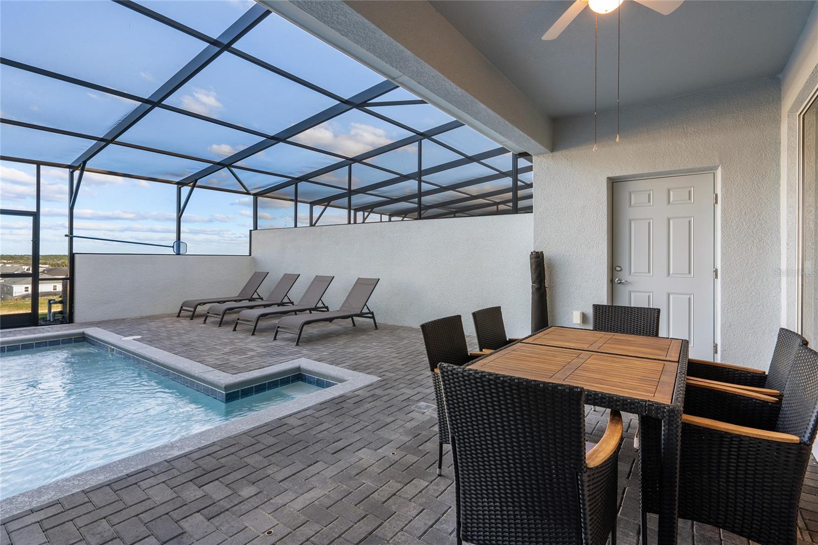 WINDSOR ISLAND RESIDENCE - Residential