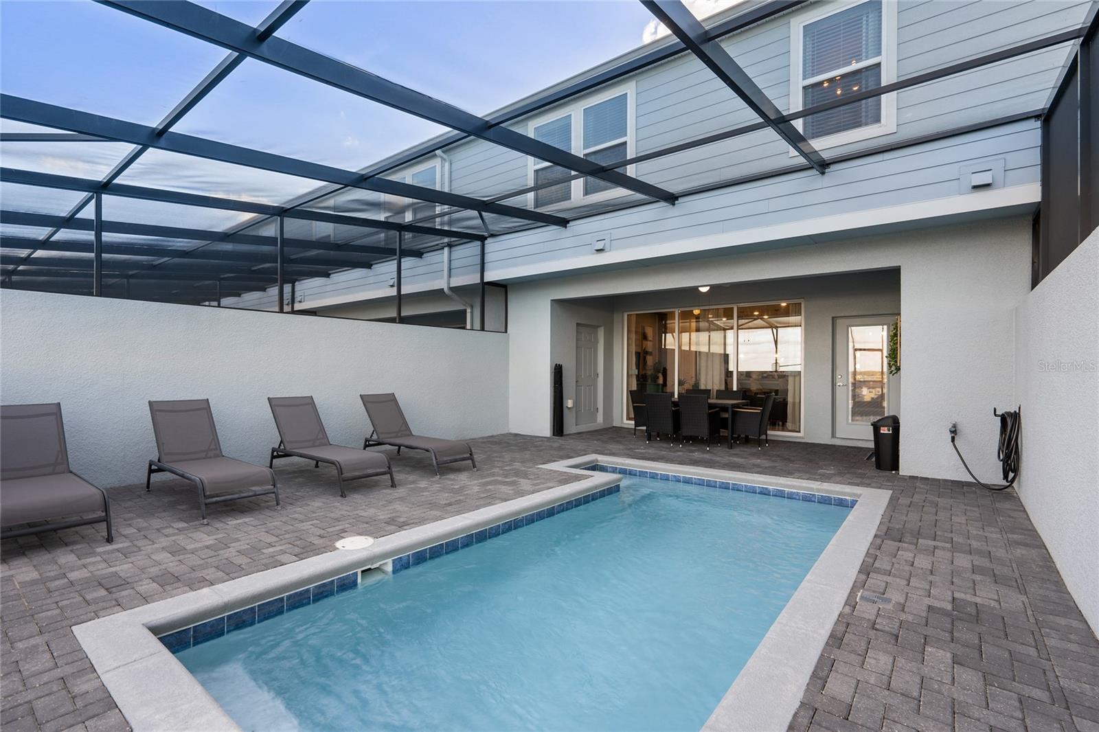 WINDSOR ISLAND RESIDENCE - Residential