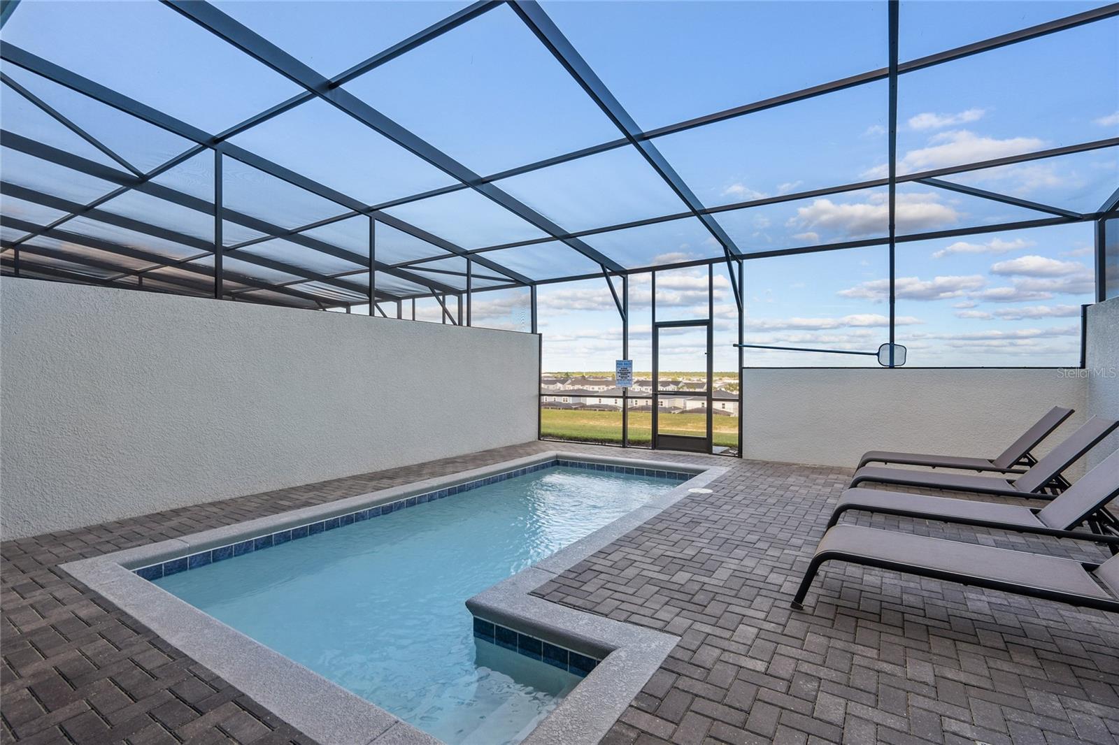 WINDSOR ISLAND RESIDENCE - Residential