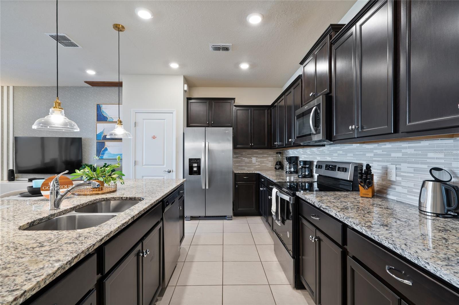 WINDSOR ISLAND RESIDENCE - Residential
