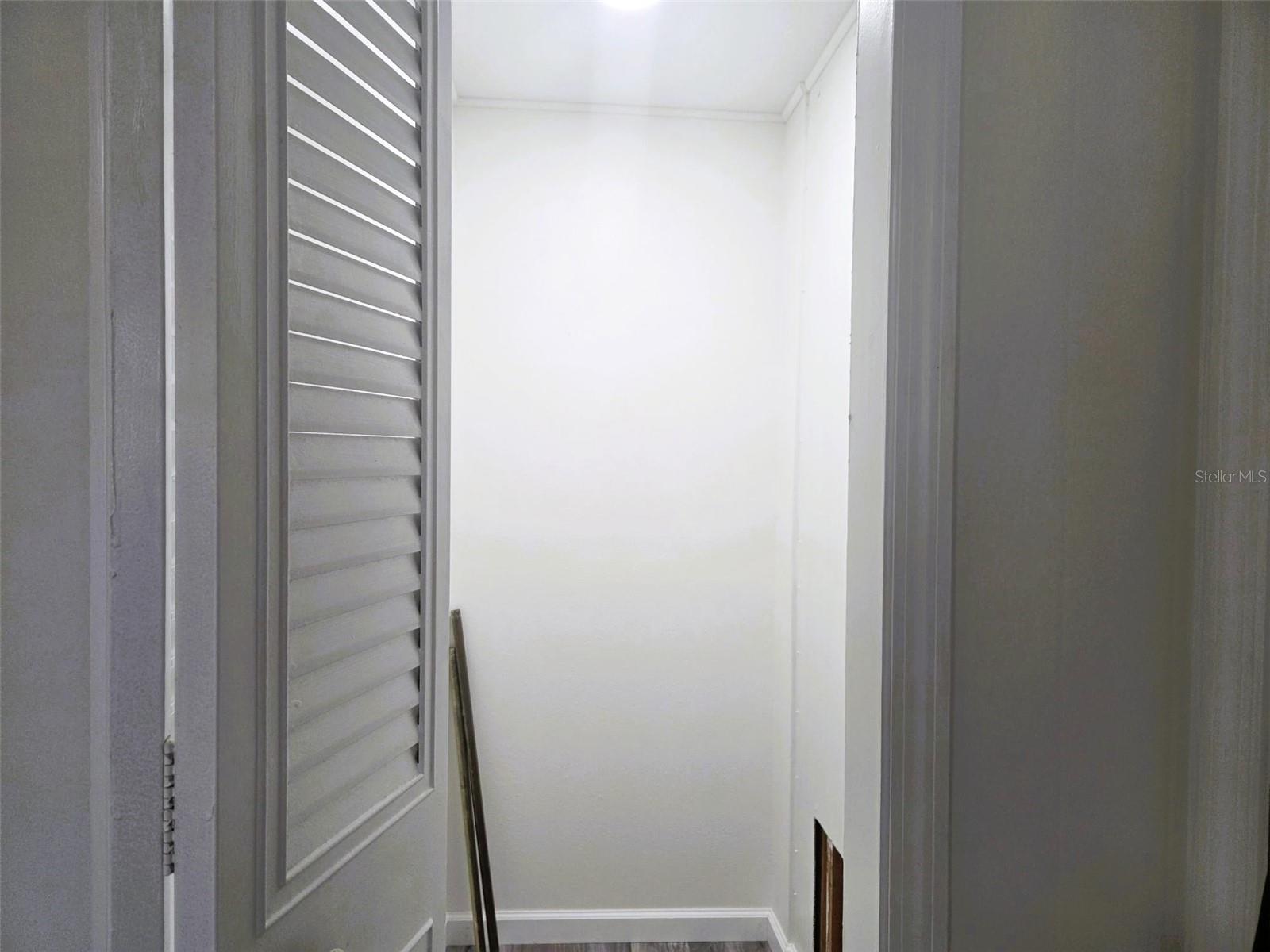 OAKWOOD MANOR - Residential